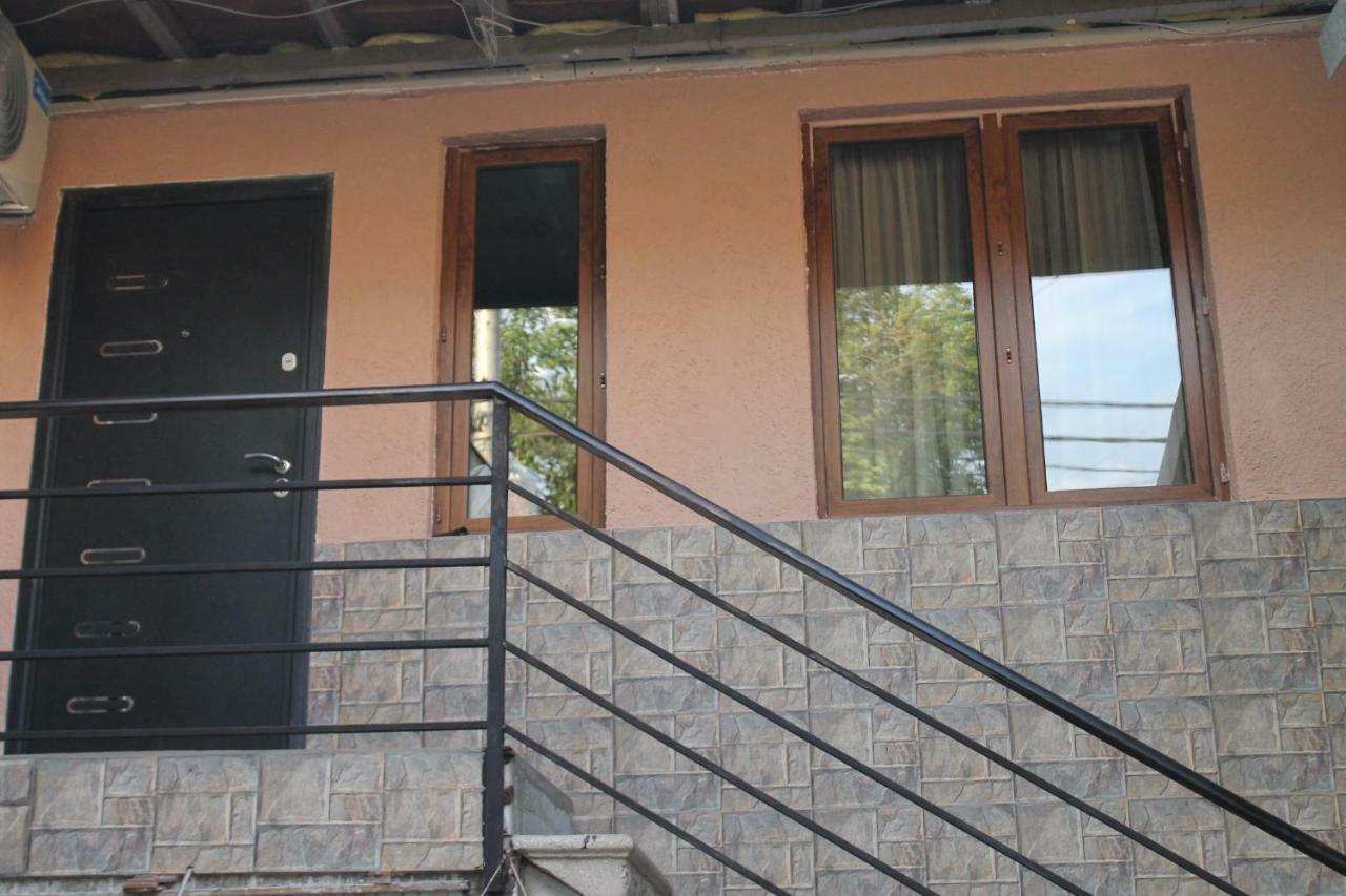 Family Apartament Apartment Tbilisi Exterior foto